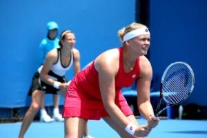 australian women retains gold